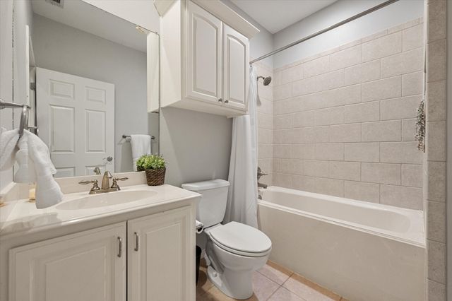 721 Willow Creek Circle, Corsicana, TX 75110