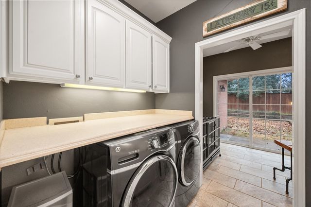 721 Willow Creek Circle, Corsicana, TX 75110