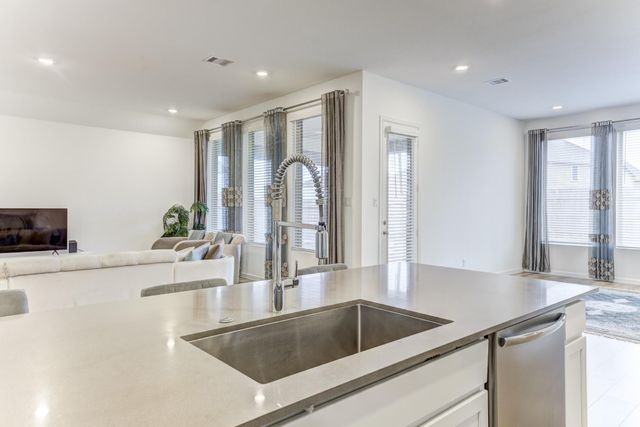 2510 Olivine Stone Drive, Richmond, TX 77469