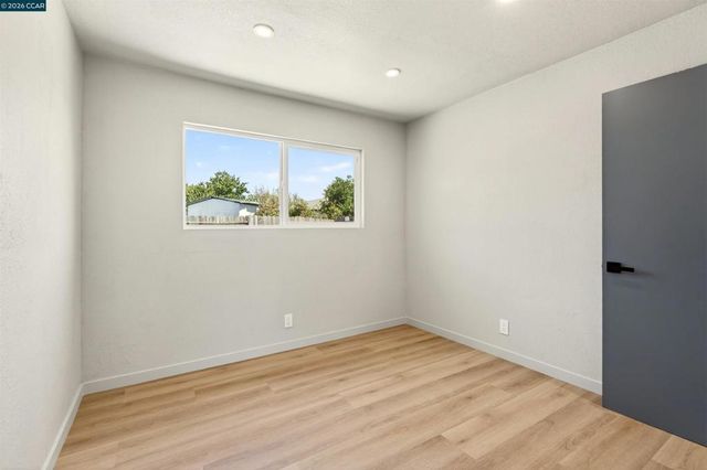 58 Coronado Ct, Pittsburg, CA 94565