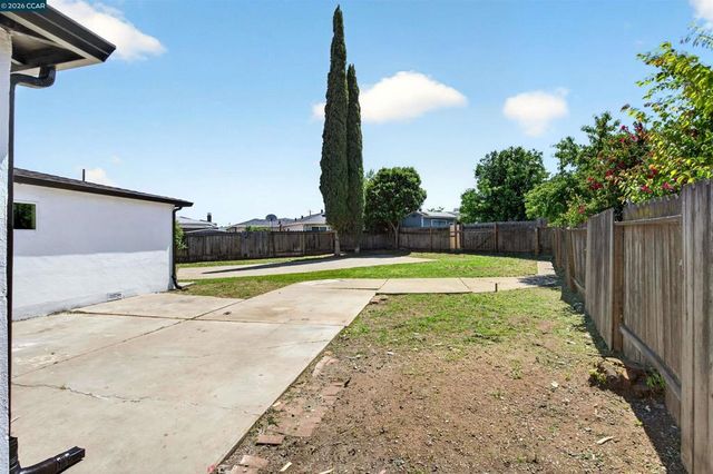 58 Coronado Ct, Pittsburg, CA 94565