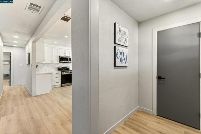 58 Coronado Ct, Pittsburg, CA 94565