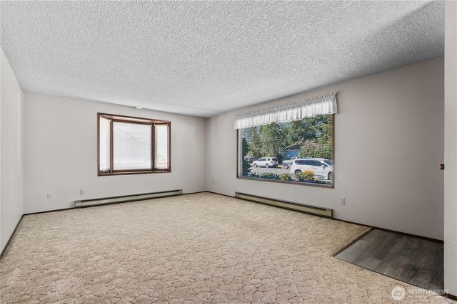 1611 E Street, Lynden, WA 98264