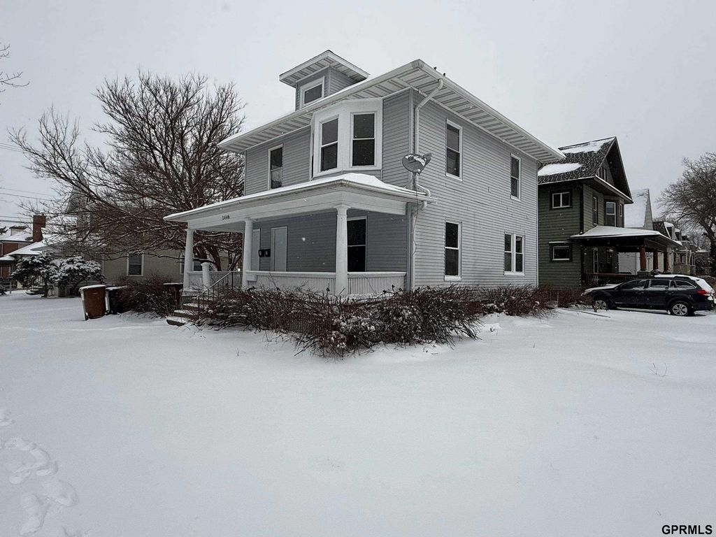 1446 S 11 Street, Lincoln, NE 68502