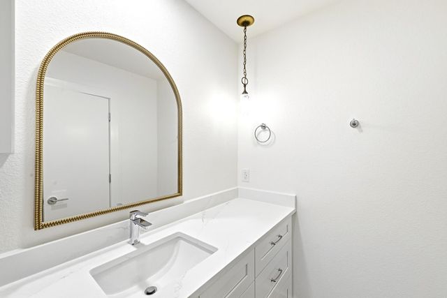 6202 Laurel Valley DR B, Austin, TX 78731