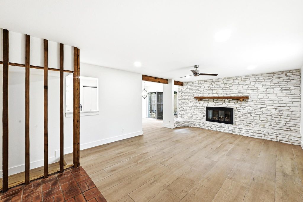 6202 Laurel Valley DR B, Austin, TX 78731