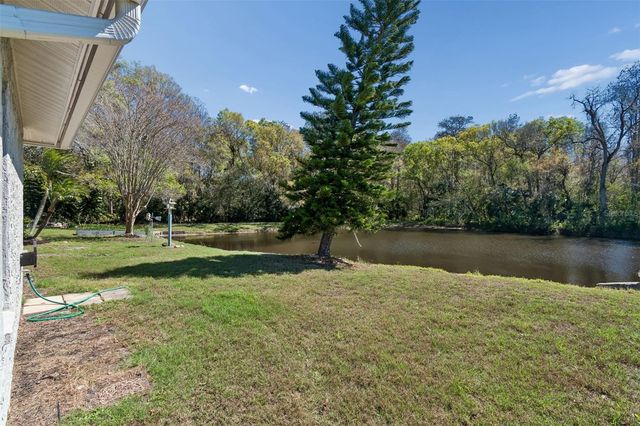 9930 NICKLAUS DRIVE, New Port Richey, FL 34655