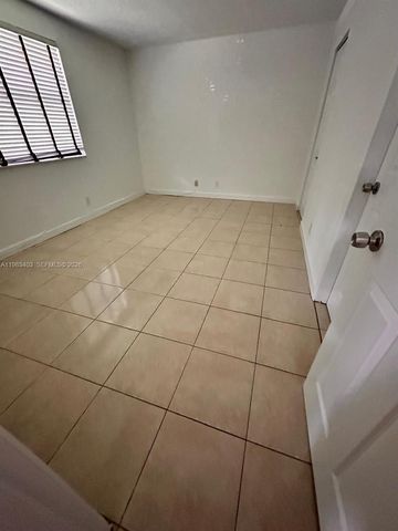 10161 W Sunrise 104 104, Plantation, FL 33322
