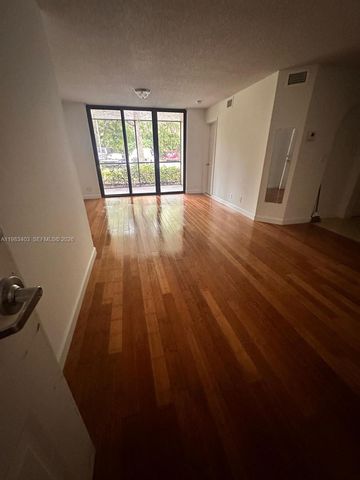 10161 W Sunrise 104 104, Plantation, FL 33322