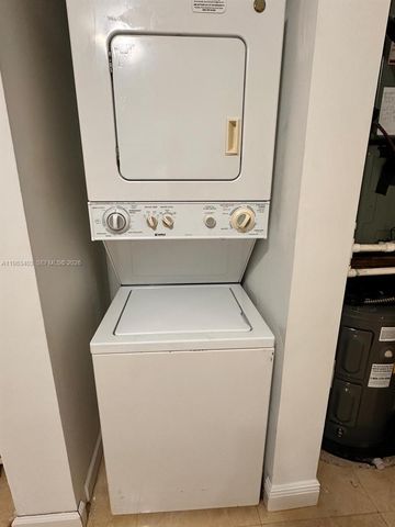 10161 W Sunrise 104 104, Plantation, FL 33322