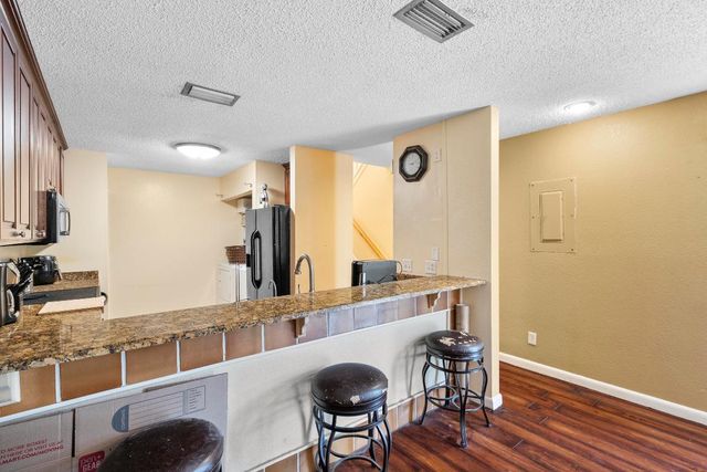 1100 SE Mitchell Ave Apt 101, Port St Lucie, FL 34952