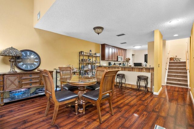 1100 SE Mitchell Ave Apt 101, Port St Lucie, FL 34952