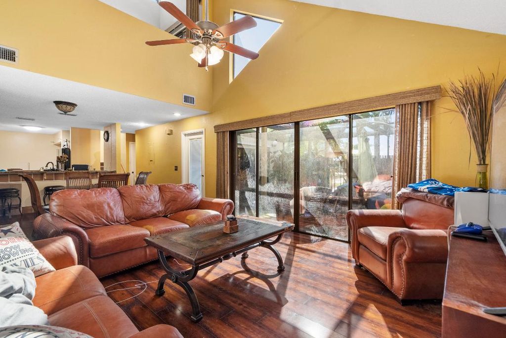 1100 SE Mitchell Ave Apt 101, Port St Lucie, FL 34952