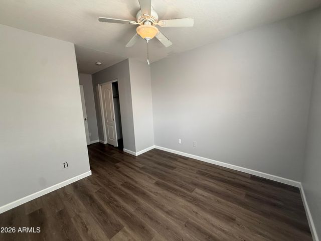 10823 N 70TH Avenue, Peoria, AZ 85345