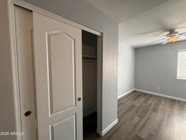 10823 N 70TH Avenue, Peoria, AZ 85345