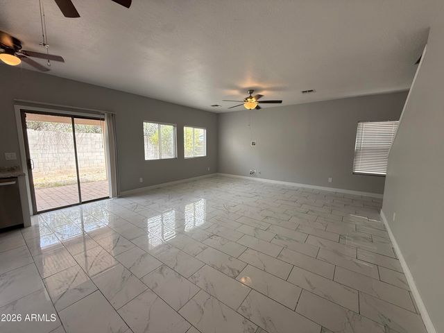 10823 N 70TH Avenue, Peoria, AZ 85345
