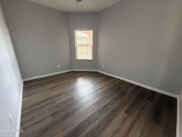 10823 N 70TH Avenue, Peoria, AZ 85345