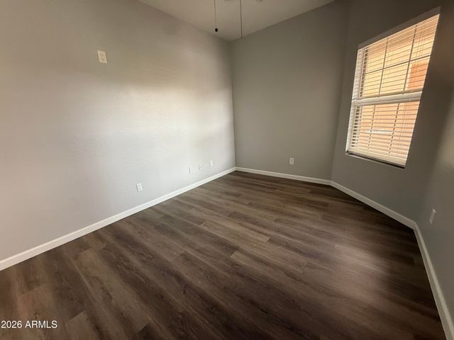 10823 N 70TH Avenue, Peoria, AZ 85345
