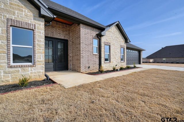 636 Prince Ln, Tyler, TX 75704