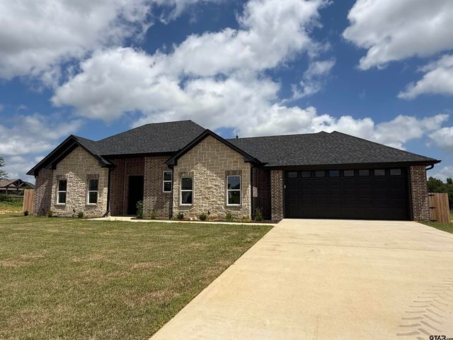 636 Prince Ln, Tyler, TX 75704
