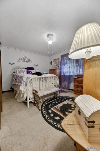 1416 Leota Lake Drive N, Southside, AL 35907