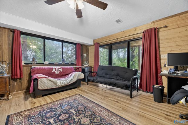 1416 Leota Lake Drive N, Southside, AL 35907