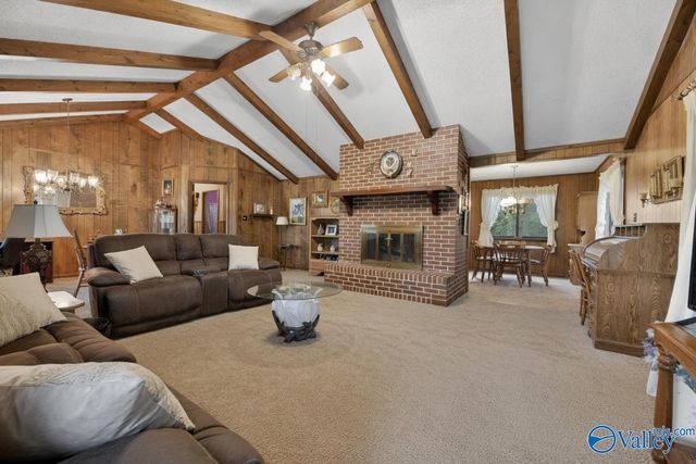 1416 Leota Lake Drive N, Southside, AL 35907