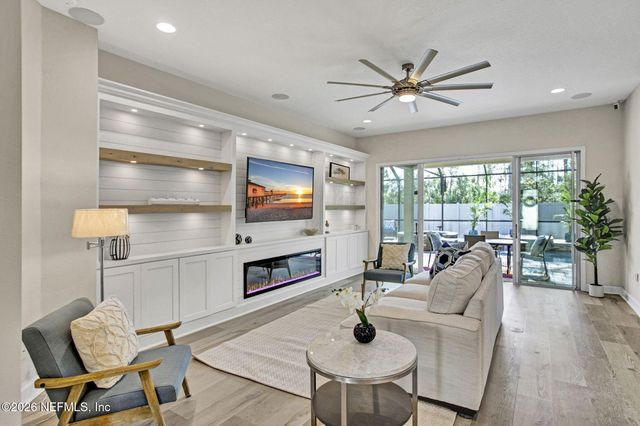 77 MANOR Lane, St. Johns, FL 32259