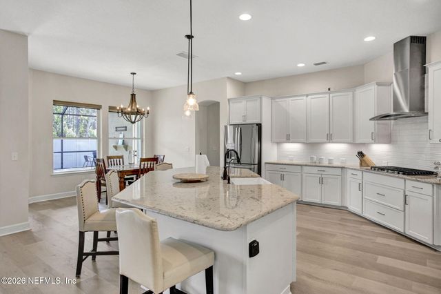 77 MANOR Lane, St. Johns, FL 32259