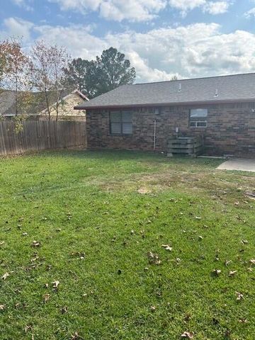 116 Clarence Ave., Leesville, LA 71461