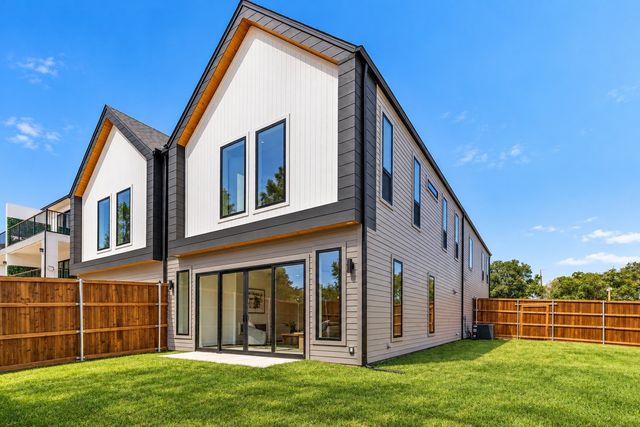 903 Bayonne Street, Dallas, TX 75212