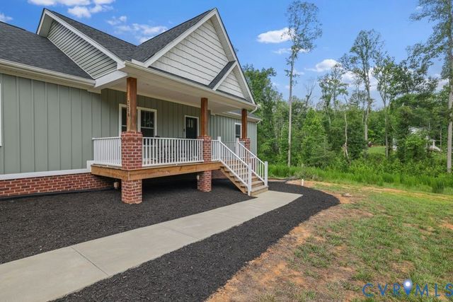 3259 Three Bridge Rd, Powhatan, VA 23139