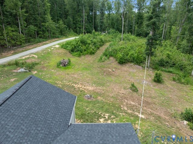 3259 Three Bridge Rd, Powhatan, VA 23139