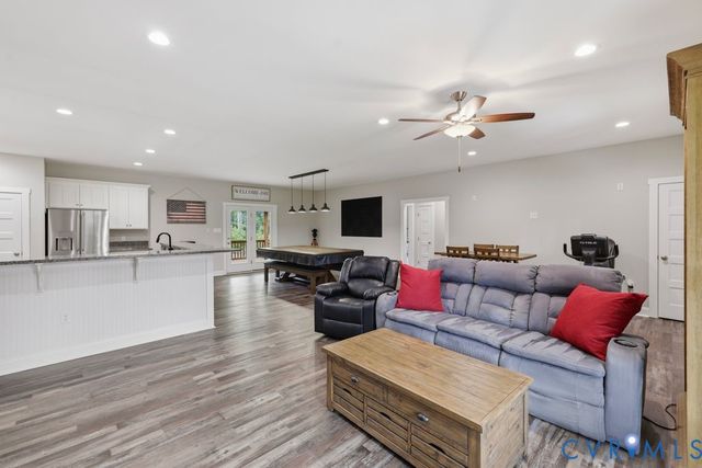 3259 Three Bridge Rd, Powhatan, VA 23139