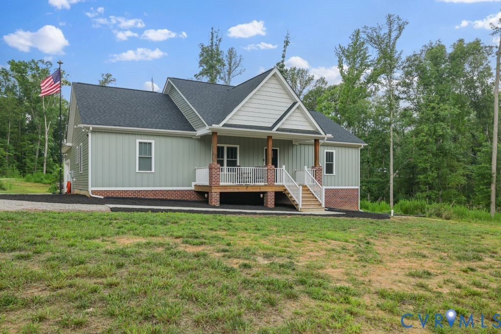 3259 Three Bridge Rd, Powhatan, VA 23139