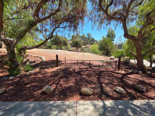11355 Eucalyptus Hills, Lakeside, CA 92040