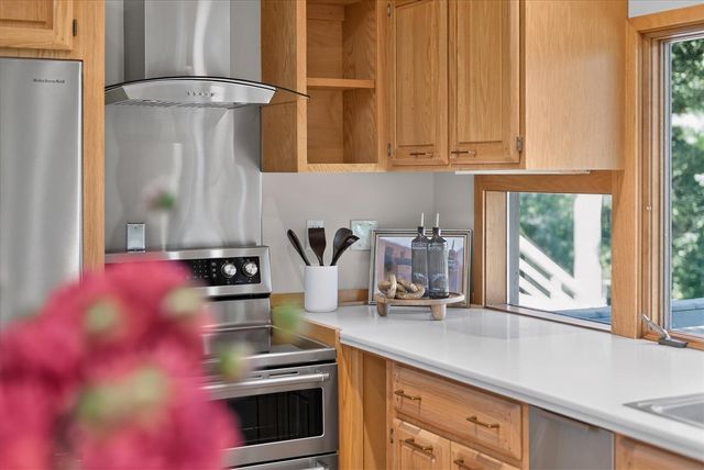 3265 N Maple Road, Ann Arbor, MI 48105