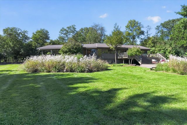 3265 N Maple Road, Ann Arbor, MI 48105