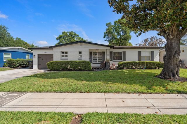 2907 VINE STREET, Orlando, FL 32806