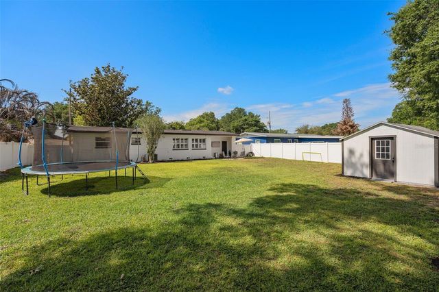 2907 VINE STREET, Orlando, FL 32806