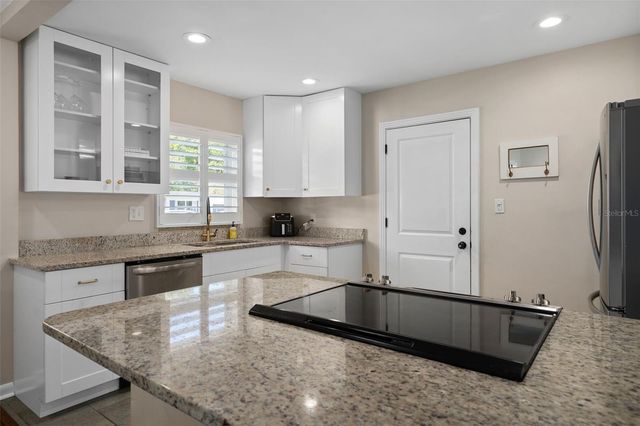 2907 VINE STREET, Orlando, FL 32806