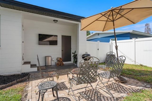 2907 VINE STREET, Orlando, FL 32806
