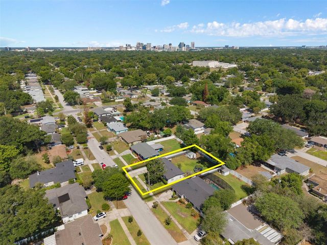 2907 VINE STREET, Orlando, FL 32806