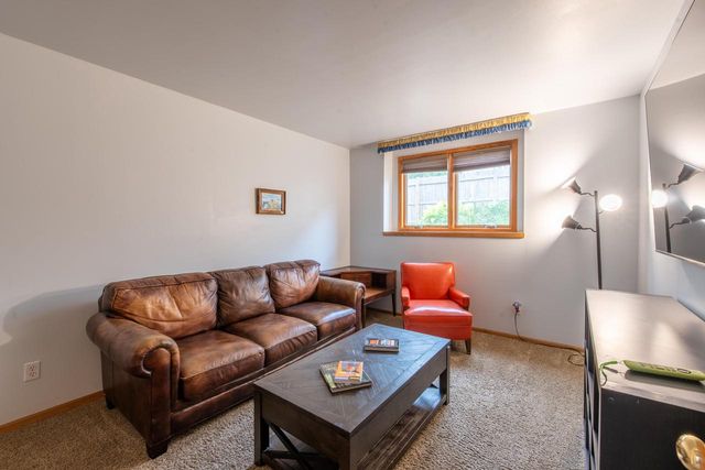 1815 Erin LANE, Waukesha, WI 53188