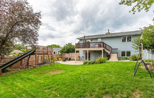 1815 Erin LANE, Waukesha, WI 53188