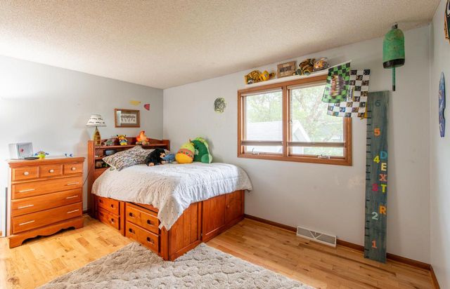 1815 Erin LANE, Waukesha, WI 53188