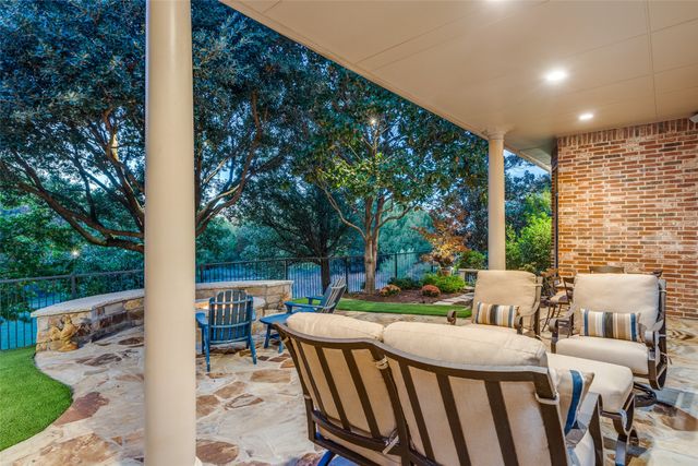 6073 Star Trail Drive, Frisco, TX 75034