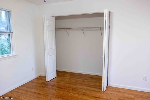 31 Lakeview Rd, Sparta Twp., NJ 07871