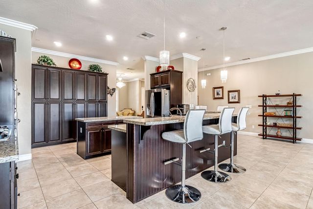 10819 E Fountain View, Clovis, CA 93619