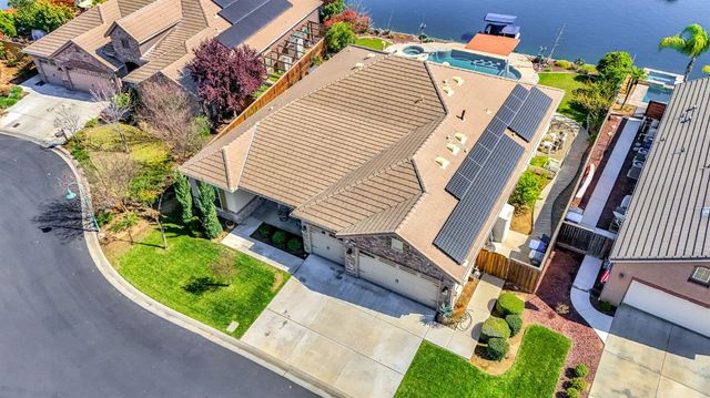 10819 E Fountain View, Clovis, CA 93619